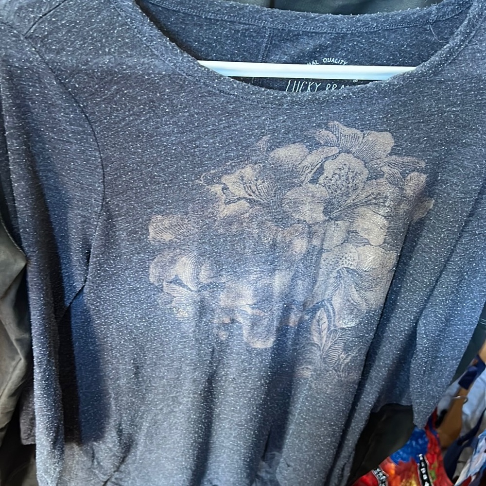 Lucky Brand gold flowered gray shirt 3 quarter sleeves SIZE MEDIUM